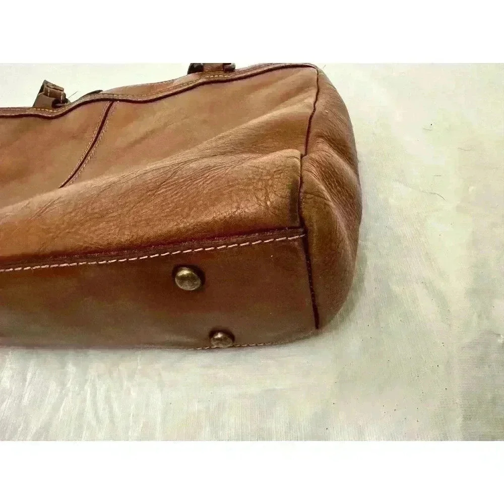 Patricia Nash Poppy Tote Shoulder Bag, 100% Italian Leather, Tan, Top Zip - Picture 8 of 12